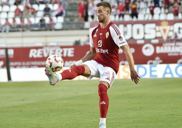 Horario y dónde ver el partido del Real Murcia contra el Nàstic en abierto